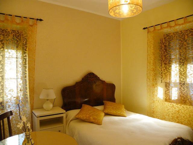 El Balcon Del Ara Guest House Liguerre de Ara Room photo